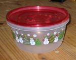 plastic bowl w/red lid